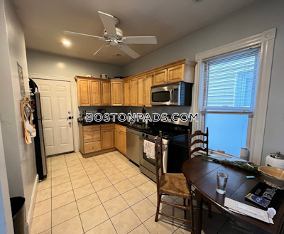 Dorchester/south Boston Border 3 Bed 1 Bath BOSTON Boston - $3,100 No Fee