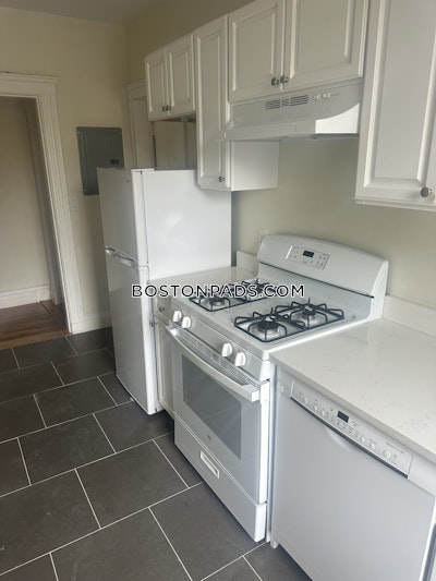 Brookline 1 Bed 1 Bath  Coolidge Corner - $2,500