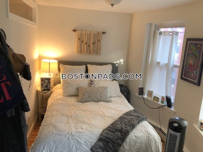 North End 2 Bed, 1 Bath Unit Boston - $3,300 No Fee