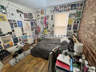 Mission Hill Nice 3 Bed 1 Bath available 9/1/23 on Huntington Ave in Mission Hill  Boston - $4,500